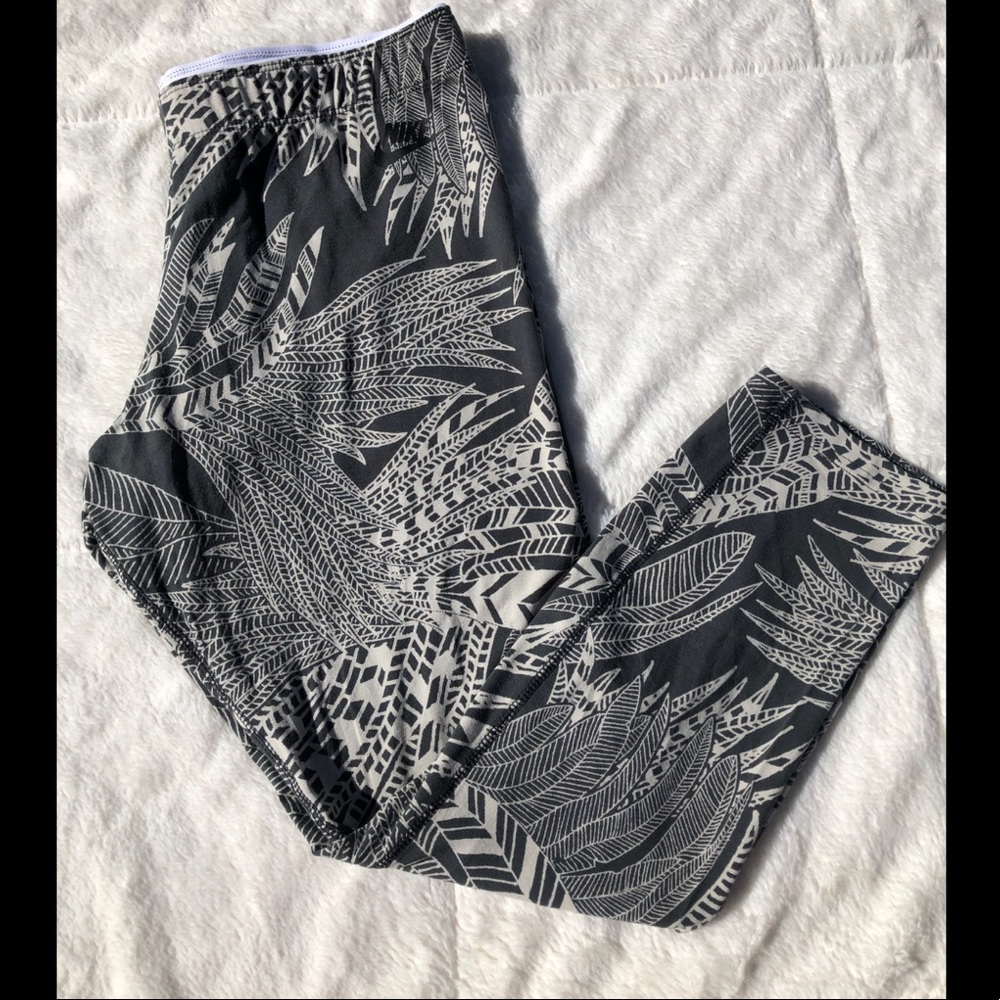Nike Leggings NWT💕